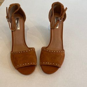 Halogen Brown Suede wedge heels - Size 8